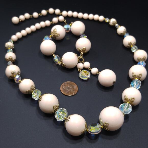 Vintage 1960s Lucite & Crystal Beaded Necklace Bracelet Set - Picture 5 of 10
